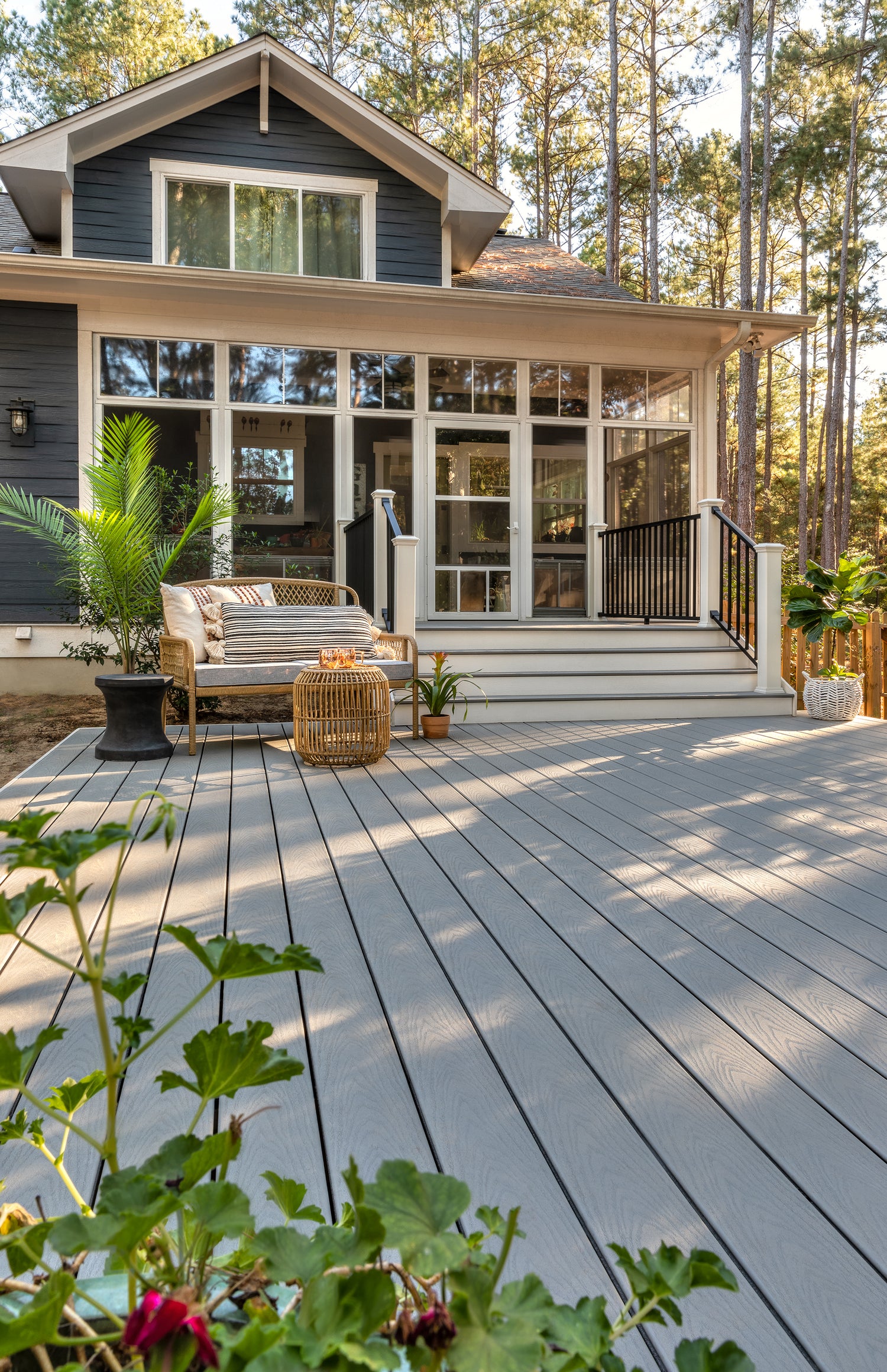 Outdoor Living Space With Trex - Alexandria Moulding